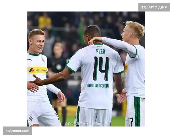 实时：奥格斯堡与门兴半场0-0，保级对手间闷战